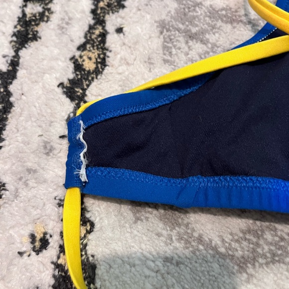 Speedo Colorblock tie back Bikini Top Red Blue Yellow XS - Picture 6 of 7